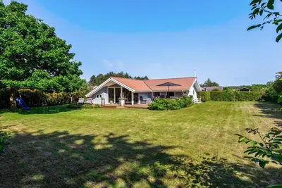 Image de Superbe maison à Rudkøbing avec sauna