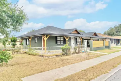 Image de Spacious in Downtown McAllen