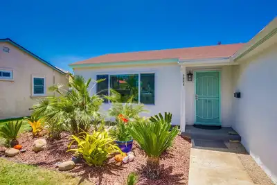 Image de Emerald Sea - 2 Bd beach cottage with large yard - pet friendly