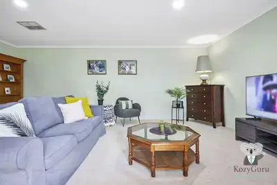 Image de KozyGuru | Glen Waverley | Quiet Home Near Park