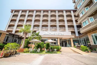 Image de Suite triple Thaïlande | Séjour de groupe spacieux