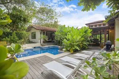 Image de Tropical villa with private pool in Hacienda Pinilla's prestigious beach side community