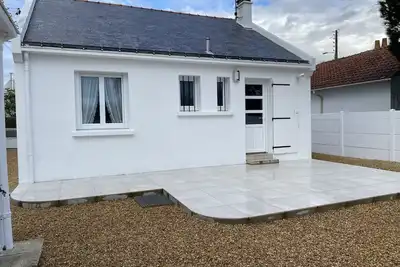 Image de Maison rénovée proche plage Port Lin - 5 couchages - Jardin clos