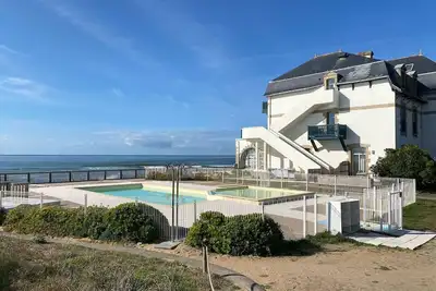 Image de Appartement duplex Ă Batz-sur-Mer avec piscine, proche plage, 6 personnes