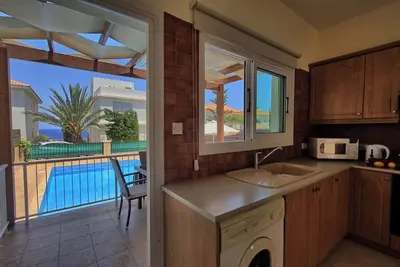 Image de A 3 Bedroom Semi detached villa located in a quiet area perfect for families.