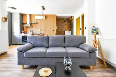 Image de New Building, Free Parking – Perfect for Families