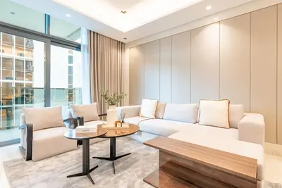 Image de 1br w/ Pool & City Views, Minutes fr. Dubai Water Canal & Easy Access to Downtown