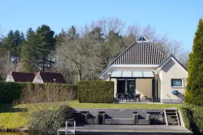 Image de Magnifique maison de vacances privée avec piscine, Wifi, Tv, terrasse, animaux admis et parking