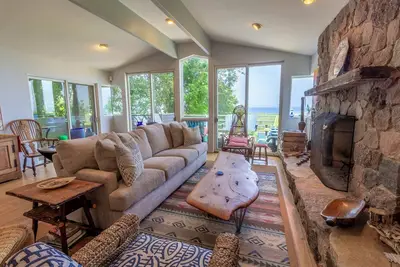 Image de Beachfront Family Friendly Lake Michigan Retreat