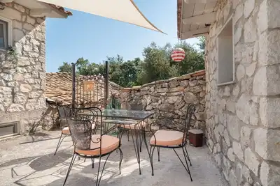 Image de Chambre \"Rose\" avec terrasse partagée, Wi-Fi et climatisation