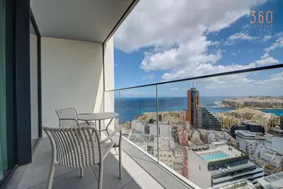 Image de Official Mercury Suites - Lux Sky High w/Wifi & Ac