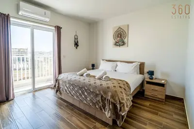Image de Homey 1br home with Balcony in Heart of Malta!