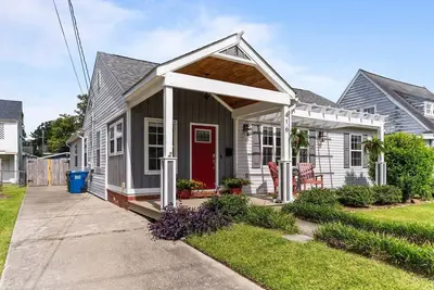 Image de Red Door at Ardmore - Pet Friendly - Walk to Cargo