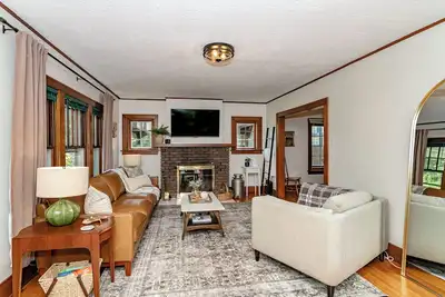 Image de 3bed/1. 5bath Modern Retreat w/ Hot Tub