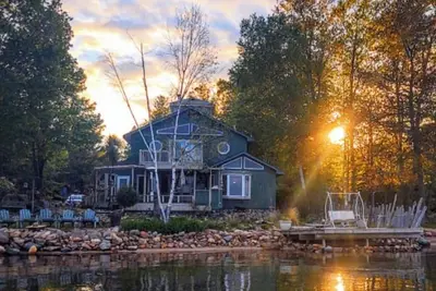 Image de Waterfront 6-bedroom house with WiFi on Sugar Island