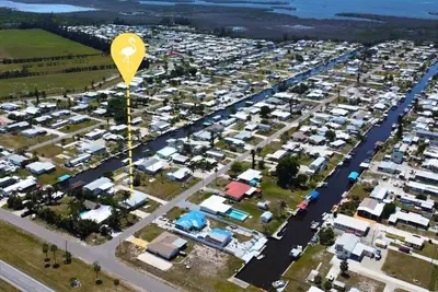Image de The Golden Flamingo – 2b/1Ba – Pool & Boat Ramp in Flamingo Bay