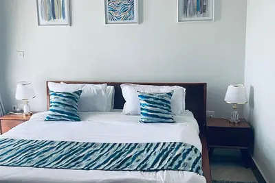 Image de Ostrich Suite at M&M Suites Buwate