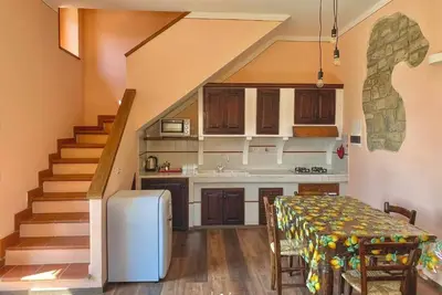Image de Casa dell'Arco - cozy house with shared jacuzzi and sauna (Agriturismo Vezzano)