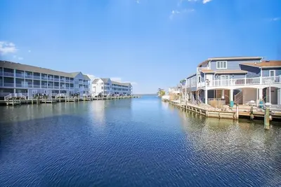 Image de Waterfront Condo w/ Pool Access & Beach Walk