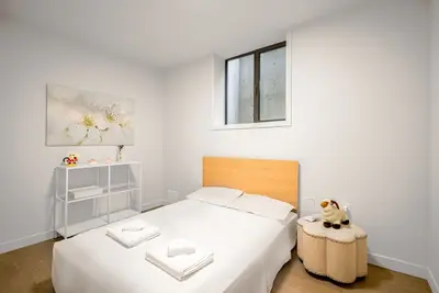 Image de Modern 2br Suite in West Van | Patio & Bbq