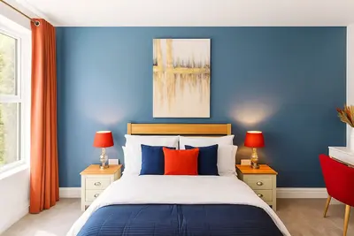 Image de \nElegant Eton Flat - 5min Walk to Windsor Castle, River Thames & Train Station