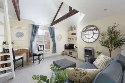 Bessie Ellen's Cottage -  charming and comfortable cottage for two overlooking Fore Street in the he