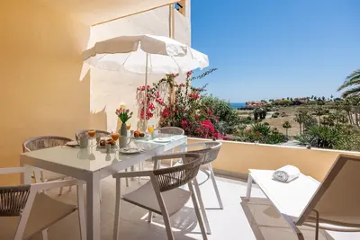 Image de Blue Oasis by Alfresco Stays