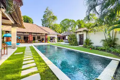 Image de Villa Alore 6br Pool Villa by Villa Bugis