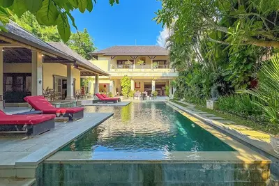Image de Villa Tresna · 5br Private Pool by Villa Bugis