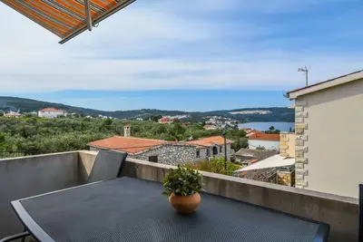 Image de Appartements Mirjana (117591-A2) - Necujam - île de Solta