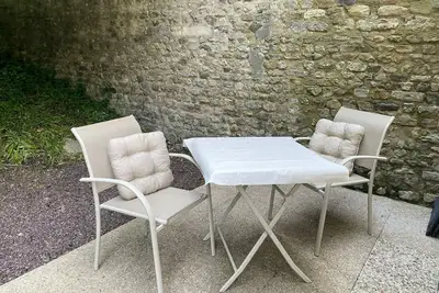 Image de Au calme, petite maison avec terrasse, en centre ville de Bayeux