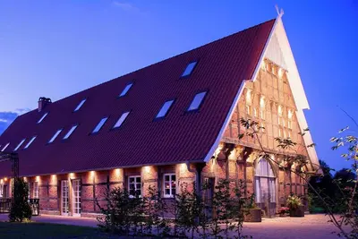 Image de New: HackmannsHof. Half-timbered farmhouse in the countryside [from fall: sauna]