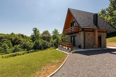 Image de Belle maison Ă Lipovlje