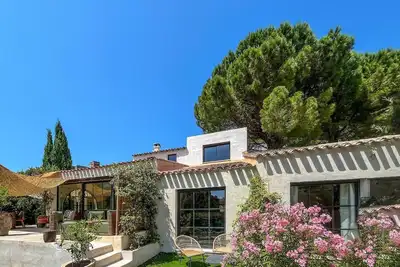 Image de Beautiful home in Les Baux-de-Provence
