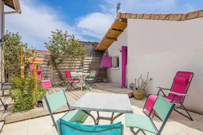 Image de Maison de vacances 'Chez Les Martin' avec terrasse privée, jardin privé et Wi-Fi