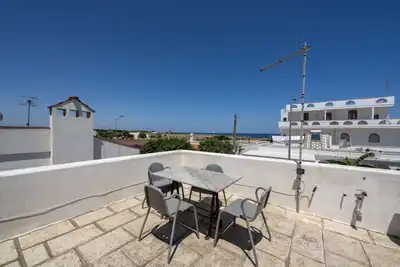 Image de Sun & Smile - Detached villa with veranda and terrace a stone's throw from the sea