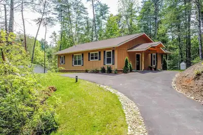 Image de Smoky Mtn Cabin w/ Fireplace & Outdoor Tranquility