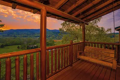Image de Valley Vista: Spectacular Views*Pet-Friendly*Game Room*Hot Tub*Fireplace*Wifi
