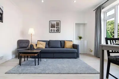 Image de 2 Bedroom House-Free Parking