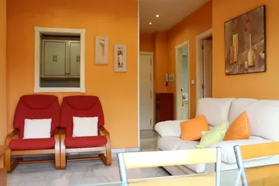 Image de Appartement 'Luminoso Y Acogedor' avec vue sur les montagnes, Wi-Fi et climatisation