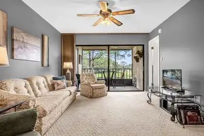 Image de Upstay 2br Golfer's Retreat w Patio Ventura Resort!