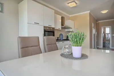 Image de Monis' Place - sea-view apartment