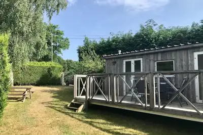 Image de Chalet au bord du lac des Settons! mobil home sur terrain clos, animaux acceptés!