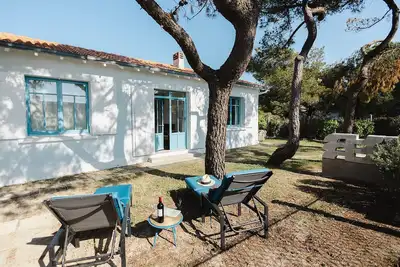 Image de Maison d'artistes avec jardin