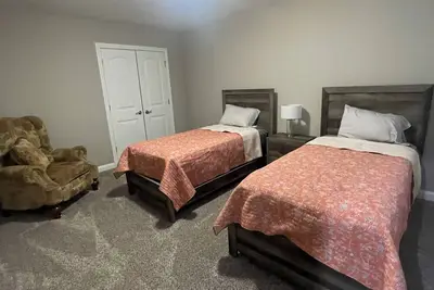 Image de 4-bedroom house in peaceful New Albany with Ac, fitness room, WiFi