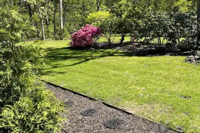 Image de New Charming 3-bedroom house with pool, Ac, and Wifi  in marvelous Hampton Bays.