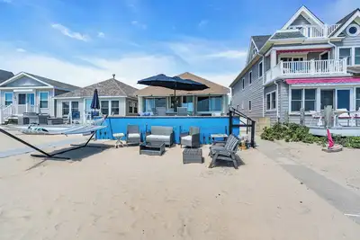 Image de Beachfront Oasis Home/On Ocean/ 3 Bedrooms/ Stunning Views
