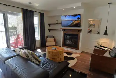 Image de Condo accès direct aux pistes – Le luxe abordable!
