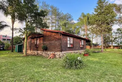 Image de Cabaña Arbolada connects with nature