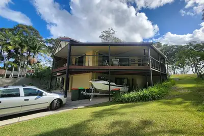 Image de Nestled in the peaceful heart of tranquil Safety Beach only minutes from beach
